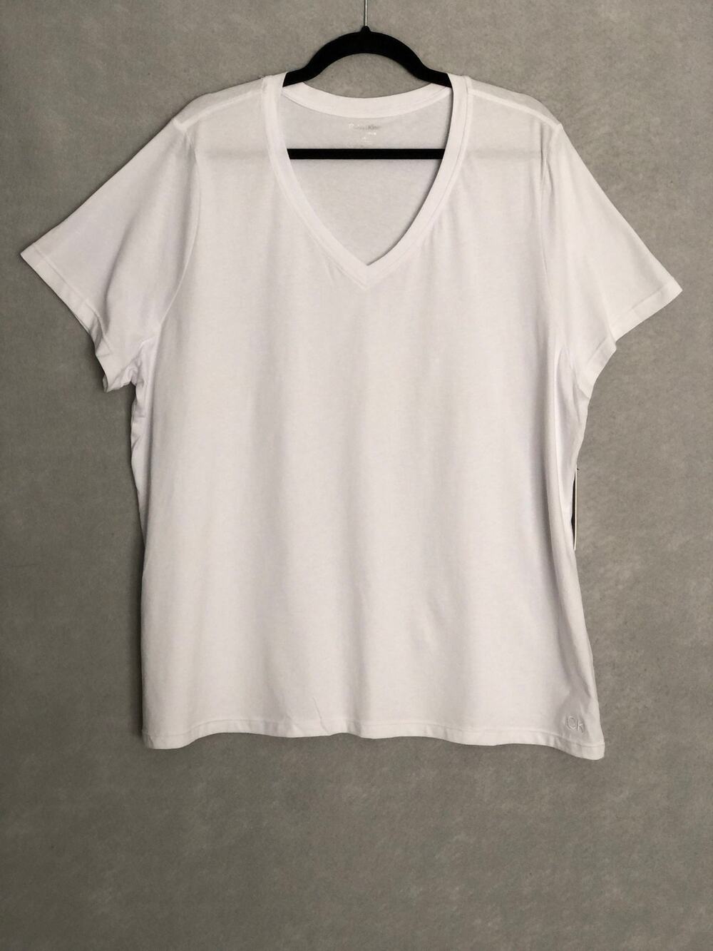 Calvin Klein Performance Classic Fit T-Shirt V-Neck White Women's 2X NEW